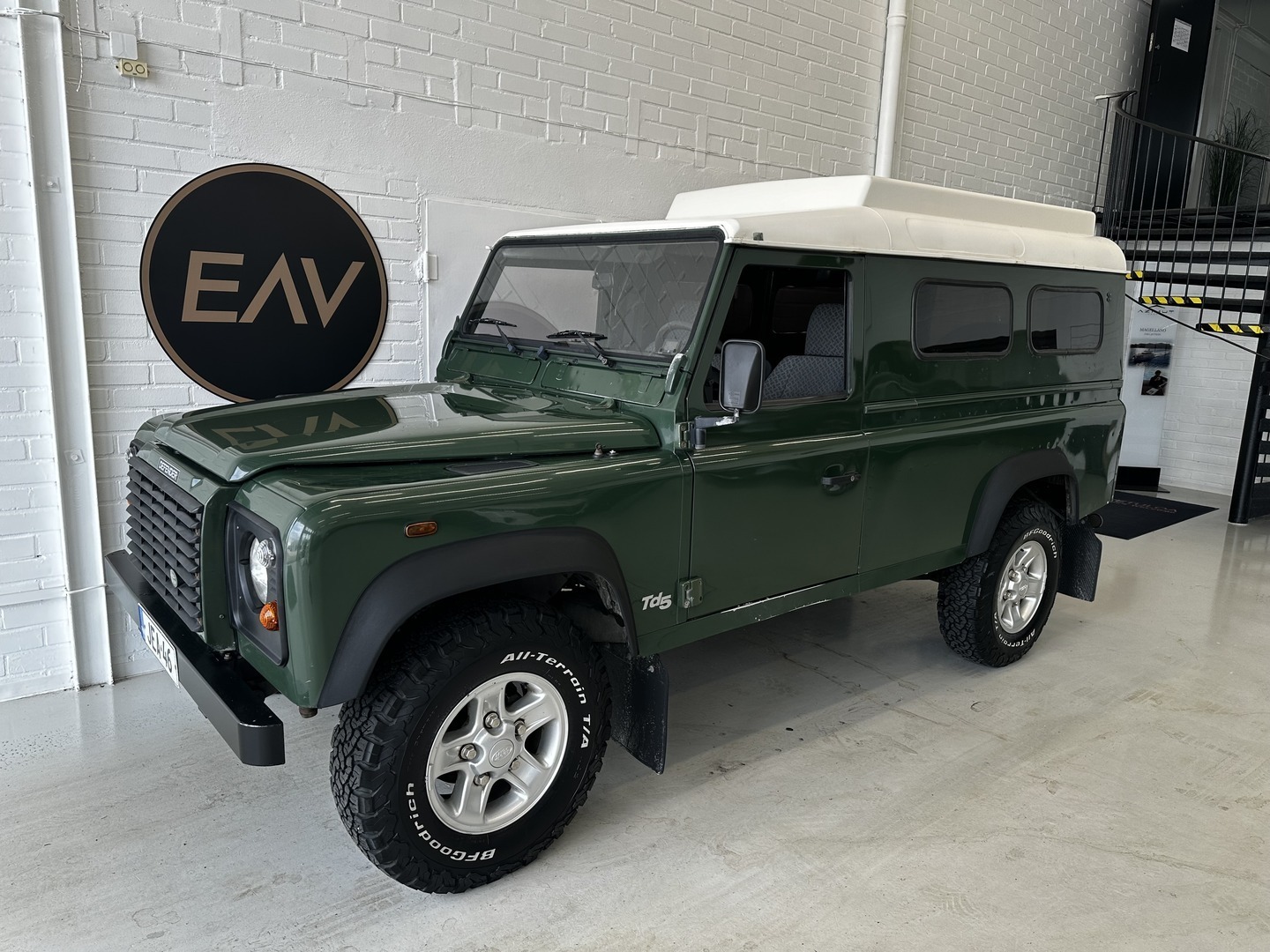 Myydään Land Rover Defender 2002, Helsinki (40276958) | Autotalli.com