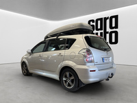 Toyota Corolla Verso vaihtoauto