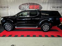 Nissan Navara vaihtoauto