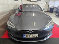 Tesla Model S vaihtoauto