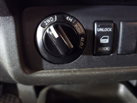 Nissan Navara vaihtoauto