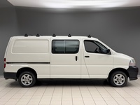 Toyota Hiace vaihtoauto