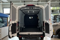 heti ajoon Ford Transit