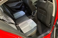1.5 TSI 150 Style eTEC DSG Autom. - Uusi ja ajamaton - Nopeaan toimitukseen / Vetokoukku / Velvet Red Premiumväri / Sähköisesti säädettävät etuistuimet heti ajoon Skoda Octavia