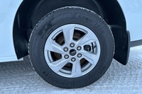 heti ajoon Ford Transit Custom
