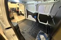 heti ajoon Ford Transit Courier