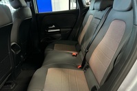 heti ajoon Mercedes-Benz EQA