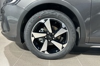 1.0 EcoBoost Hybrid Powershift 155hv A7 Active Edition Wagon heti ajoon Ford Focus