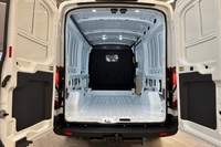 heti ajoon Ford Transit