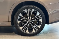 heti ajoon Mercedes-Benz E