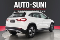 heti ajoon Mercedes-Benz GLA