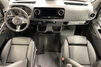 heti ajoon Mercedes-Benz Sprinter