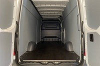 heti ajoon Mercedes-Benz Sprinter