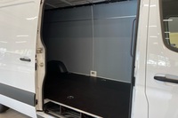 heti ajoon Mercedes-Benz Sprinter