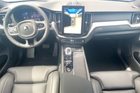 T8 AWD Long Range High Performance Ultra Black Edition heti ajoon Volvo XC60