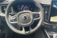 T8 AWD Long Range High Performance Ultra Black Edition heti ajoon Volvo XC60