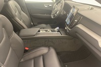 T8 AWD Long Range High Performance Ultra Black Edition heti ajoon Volvo XC60
