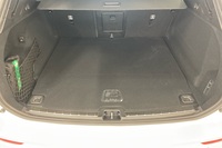 T8 AWD Long Range High Performance Ultra Black Edition heti ajoon Volvo XC60