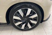 heti ajoon Volvo EX90