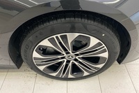 heti ajoon Mercedes-Benz E