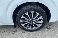 heti ajoon Ford Tourneo Custom