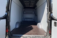 heti ajoon Mercedes-Benz Sprinter