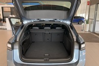 Tourer GTX 4MOTION 75-v Juhlamalli 250 kW, akku 86 kWh heti ajoon Volkswagen ID.7