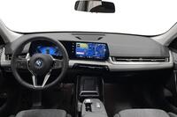 25e A xDrive Charged Plus//LATAUSHYBRIDI//KAMPANJAMALLI *** Tähän autoon talvirenkaat 980 € heti ajoon BMW X1