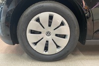 Cargo Cargo Limited Edition 150kW PRO Business 77 kWh *Korkotarjous 1,49%+kulut tähän autoon* heti ajoon Volkswagen ID. Buzz