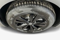 Pro 4MOTION Elegance 75-v Juhlamalli 210 kW, akku 77 kWh* Heti toimitukseen* heti ajoon Volkswagen ID.4