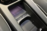 Pro 4MOTION Elegance 75-v Juhlamalli 210 kW, akku 77 kWh* Heti toimitukseen* heti ajoon Volkswagen ID.4