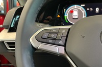 Comfort 75-v Juhlamalli eHybrid 150 kW (PHEV) DSG | Korkotarjous 1,49 %| Led valot | Light assist | heti ajoon Volkswagen Golf