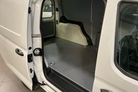 heti ajoon Volkswagen Caddy Maxi