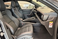 heti ajoon Porsche Macan