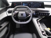 heti ajoon Peugeot E-3008