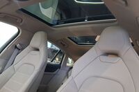 heti ajoon Porsche Panamera