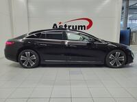 heti ajoon Mercedes-Benz EQS