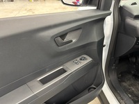 heti ajoon Ford Transit Courier