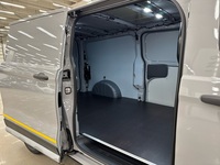 heti ajoon Ford Transit Custom