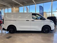 heti ajoon Ford Transit Custom