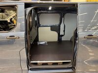 heti ajoon Ford Transit Custom