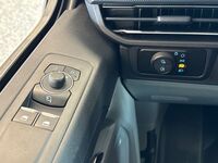 heti ajoon Ford Transit Custom