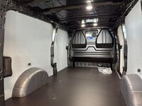 heti ajoon Ford Transit Custom