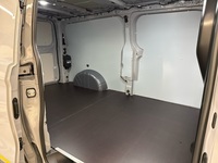 heti ajoon Ford Transit Custom