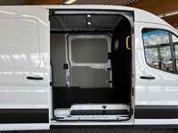 heti ajoon Ford Transit