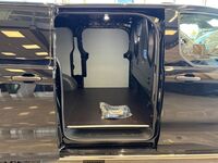 heti ajoon Ford Transit Custom