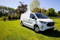 heti ajoon Ford Transit Custom