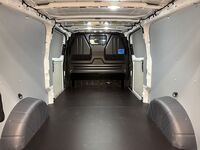 heti ajoon Ford Transit Custom