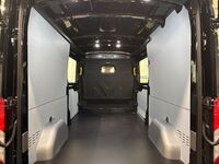 heti ajoon Ford Transit
