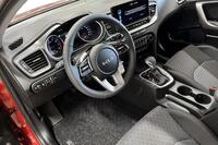 1,0 T-GDI Mild-Hybrid 100hv LX Comfort DCT SW // LX Comfort Pack // heti ajoon Kia Ceed